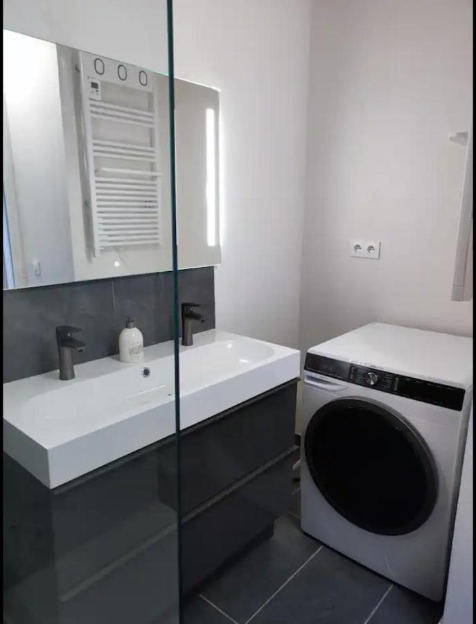 2 Au Centre D'evry Proches De Paris * Courcouronnes